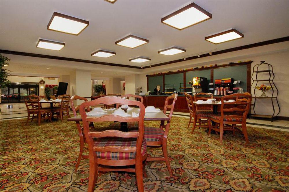 Red Roof Inn & Suites Newnan Dış mekan fotoğraf