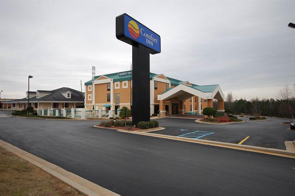 Red Roof Inn & Suites Newnan Dış mekan fotoğraf