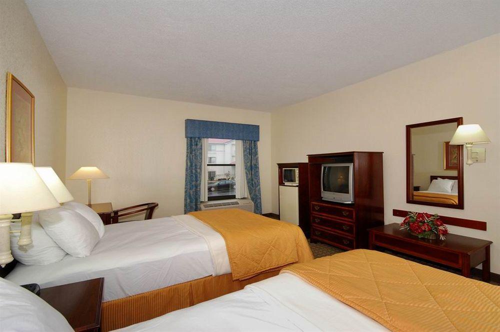 Red Roof Inn & Suites Newnan Oda fotoğraf