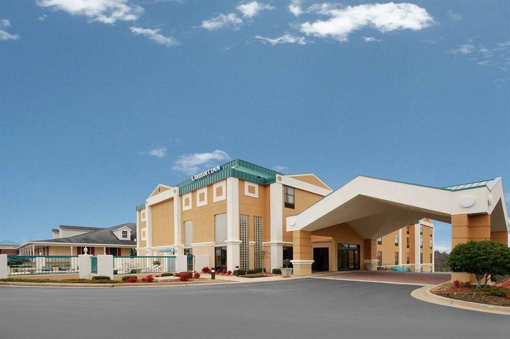 Red Roof Inn & Suites Newnan Dış mekan fotoğraf