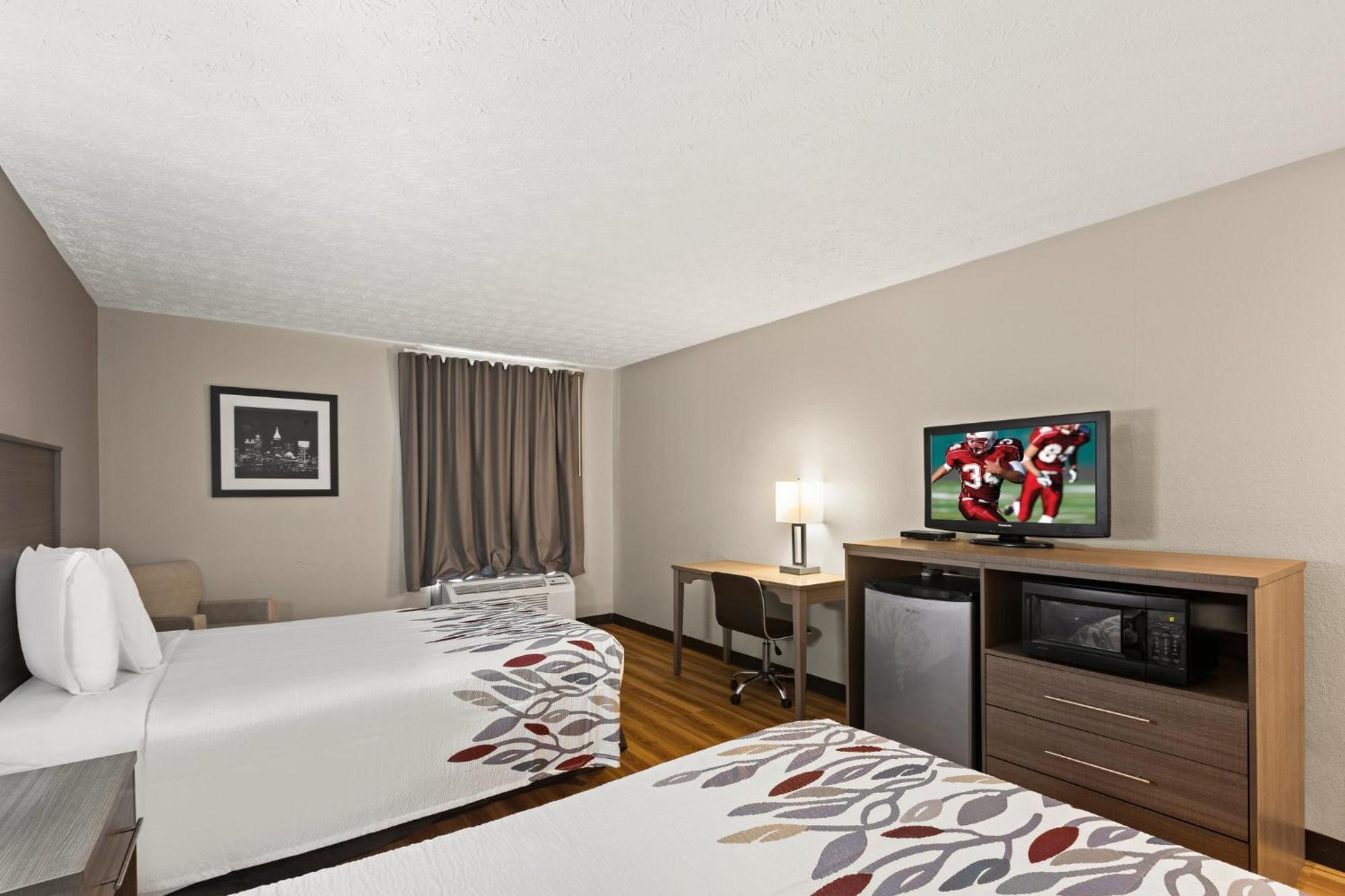 Red Roof Inn & Suites Newnan Dış mekan fotoğraf